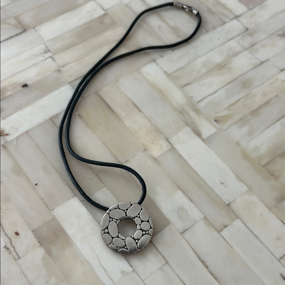John Hardy Sterling Kali pebble pendant on leather